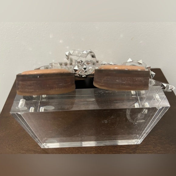 Steve Madden Tan Sandals with Silver Studs - Picture 9 of 13